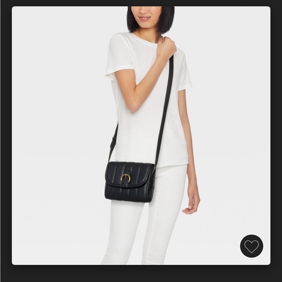 Buckle Flap Crossbody Bag - Universal
Thread™ Black - Picture 3 of 4